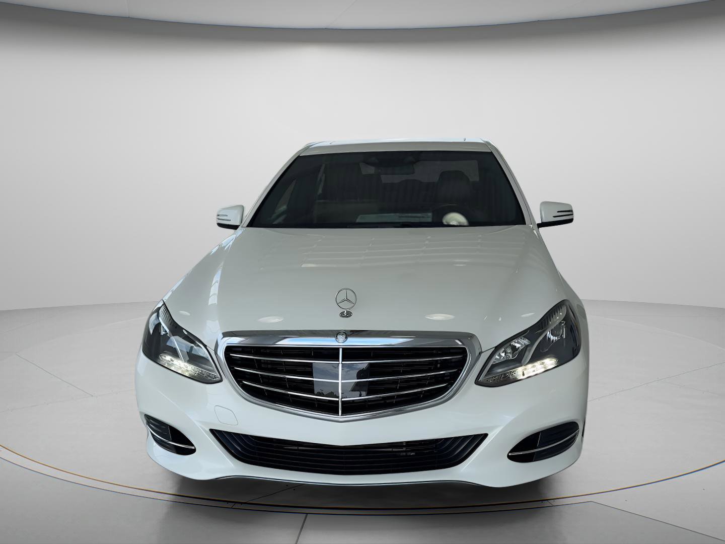 Used 2016 Mercedes-Benz E 350 Sedan image 8