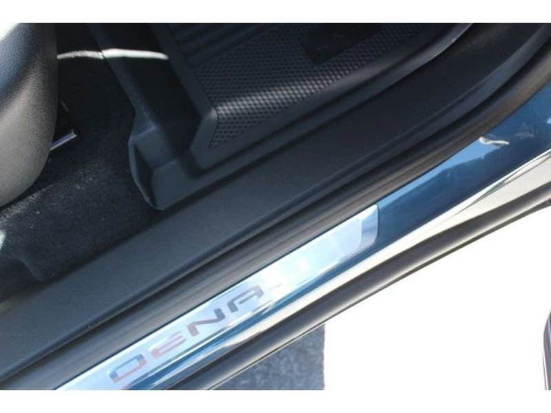 New 2026 GMC Acadia Denali w/ Super Cruise Package image 33