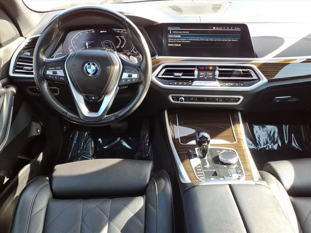 Used 2023 BMW X5 xDrive45e image 13