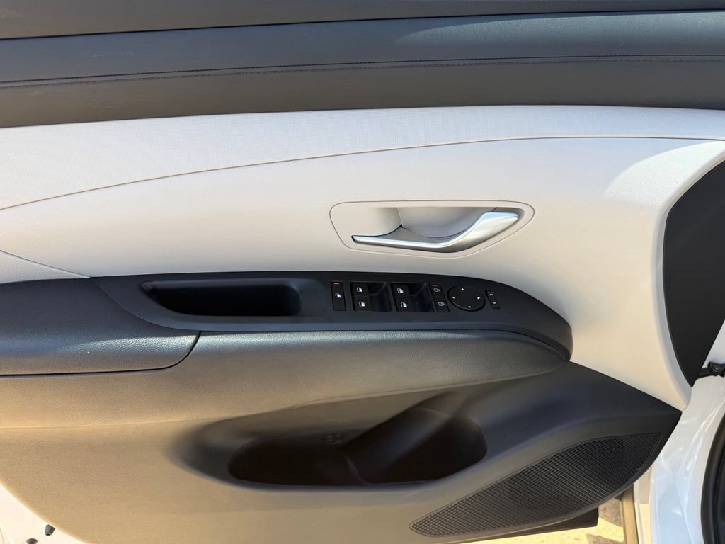 Used 2026 Hyundai Tucson SEL AWD/4WD image 14
