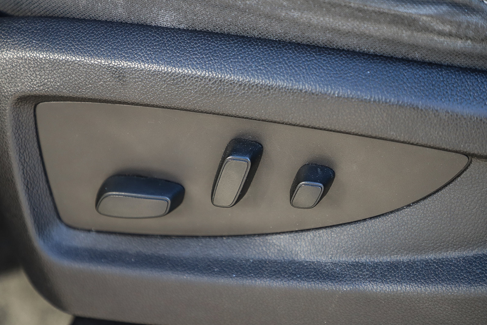 Used 2016 Chevrolet Silverado 1500 LT w/ All Star Edition image 22