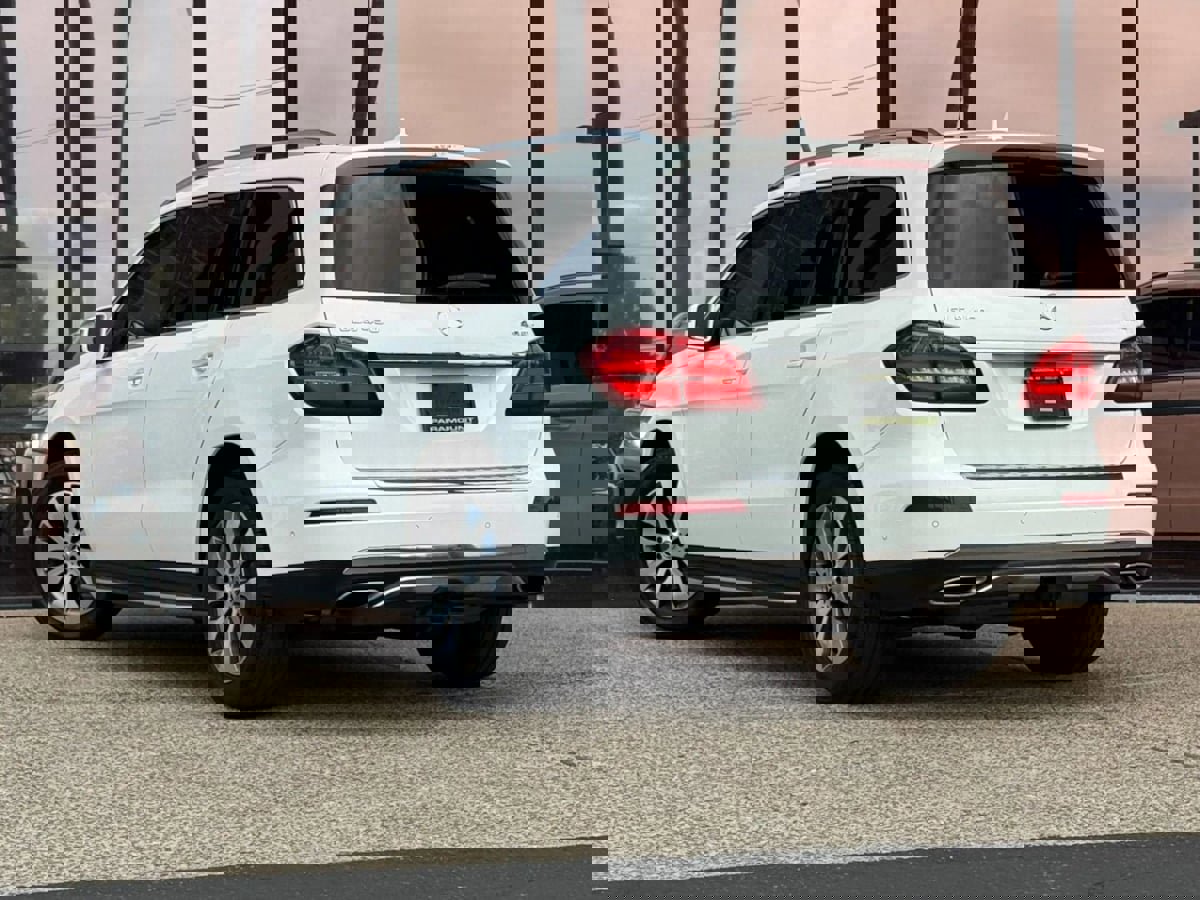 Used 2019 Mercedes-Benz GLS 450 4MATIC image 10