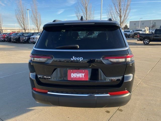 Used 2023 Jeep Grand Cherokee L Limited AWD/4WD image 7