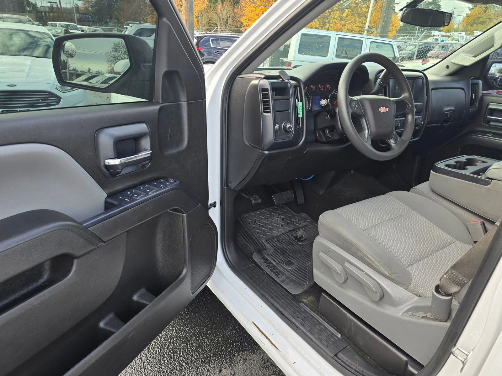 Used 2016 Chevrolet Silverado 1500 Custom w/ Custom Convenience Package image 18