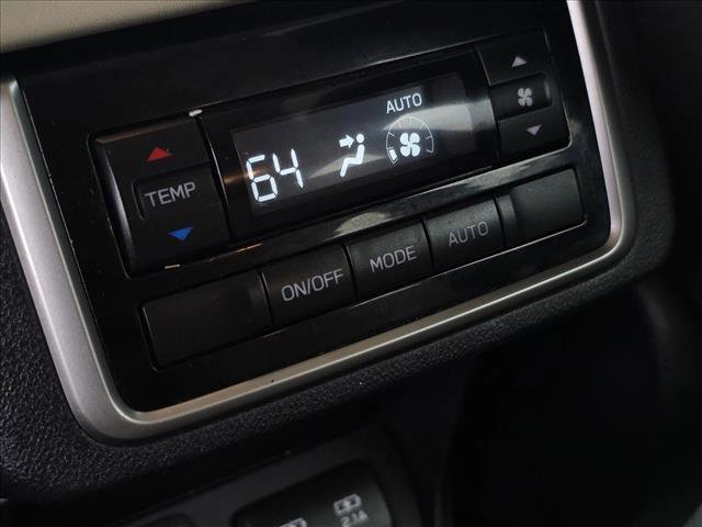 Used 2019 Subaru Ascent Premium image 14