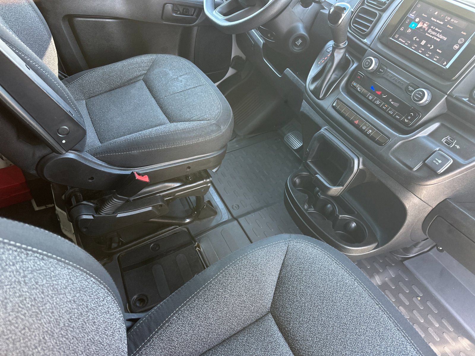 Used 2023 RAM ProMaster 2500 FWD image 15