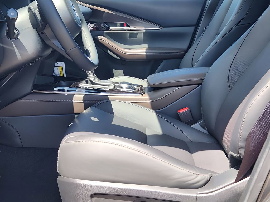 Used 2025 MAZDA CX-30 AWD 2.5 S w/ Premium Package image 12