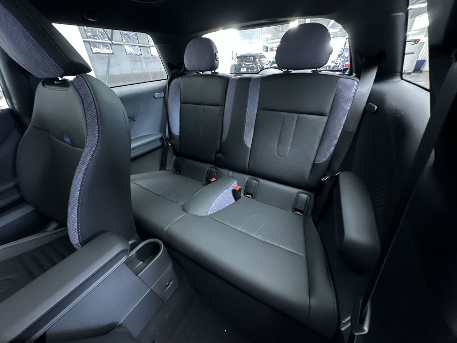 New 2026 MINI Cooper 2-Door Hardtop FWD image 23