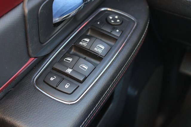 Used 2017 RAM 1500 Rebel w/ Luxury Group image 30