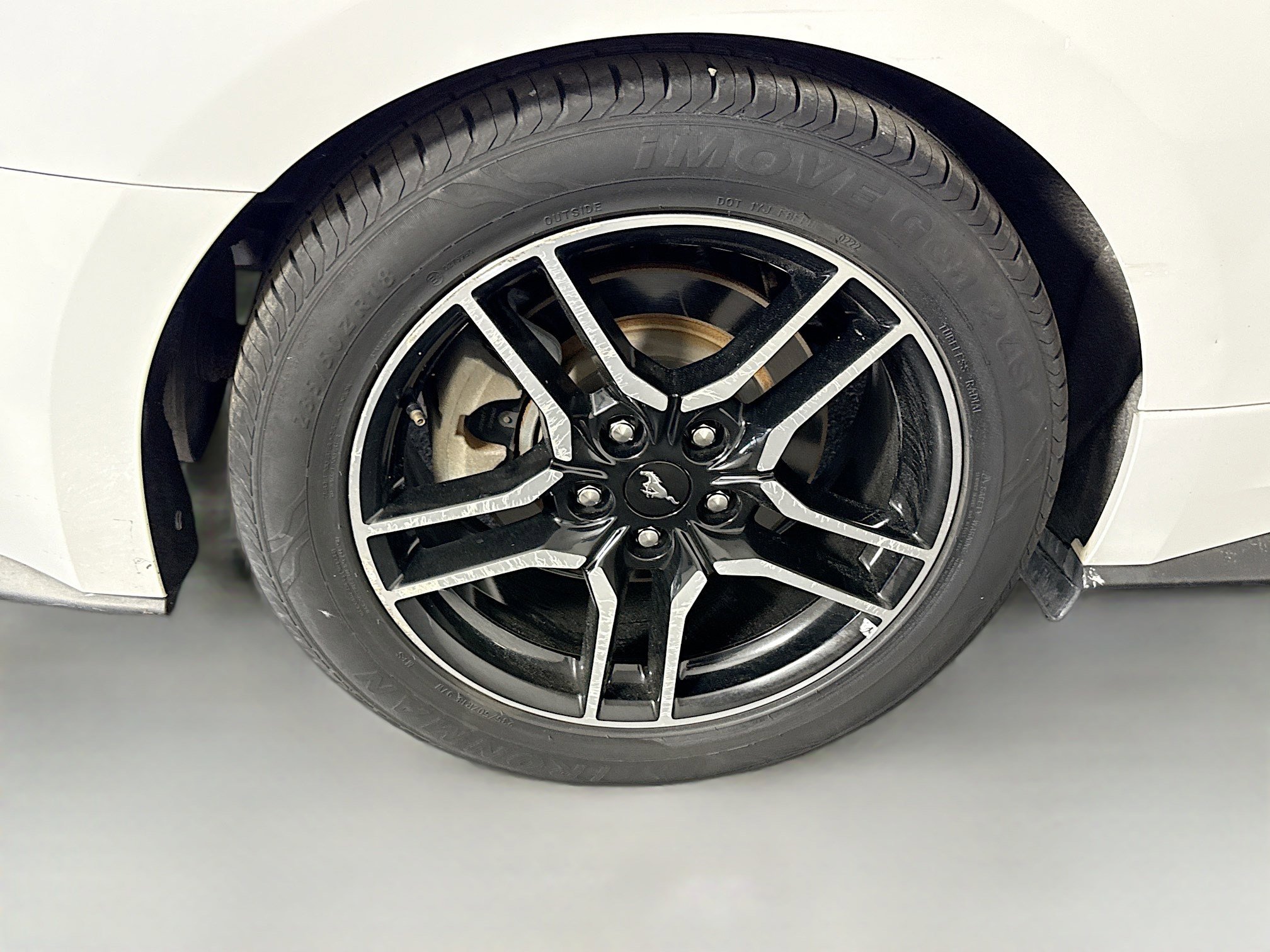 Used 2018 Ford Mustang Premium image 31