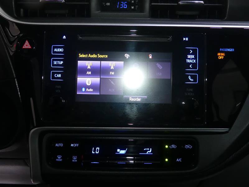 Used 2019 Toyota Corolla LE FWD image 34