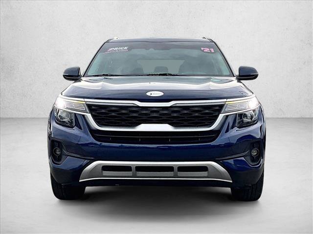 Used 2021 Kia Seltos EX AWD/4WD image 3