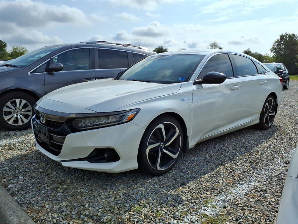 Used 2022 Honda Accord Sport image 1