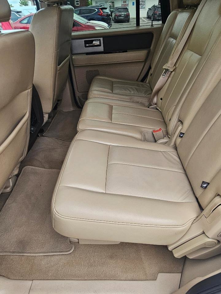 Used 2011 Ford Expedition XLT w/ 201A Rapid Spec Order Code RWD image 22