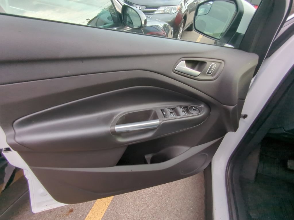 Used 2019 Ford Escape SE AWD/4WD image 8