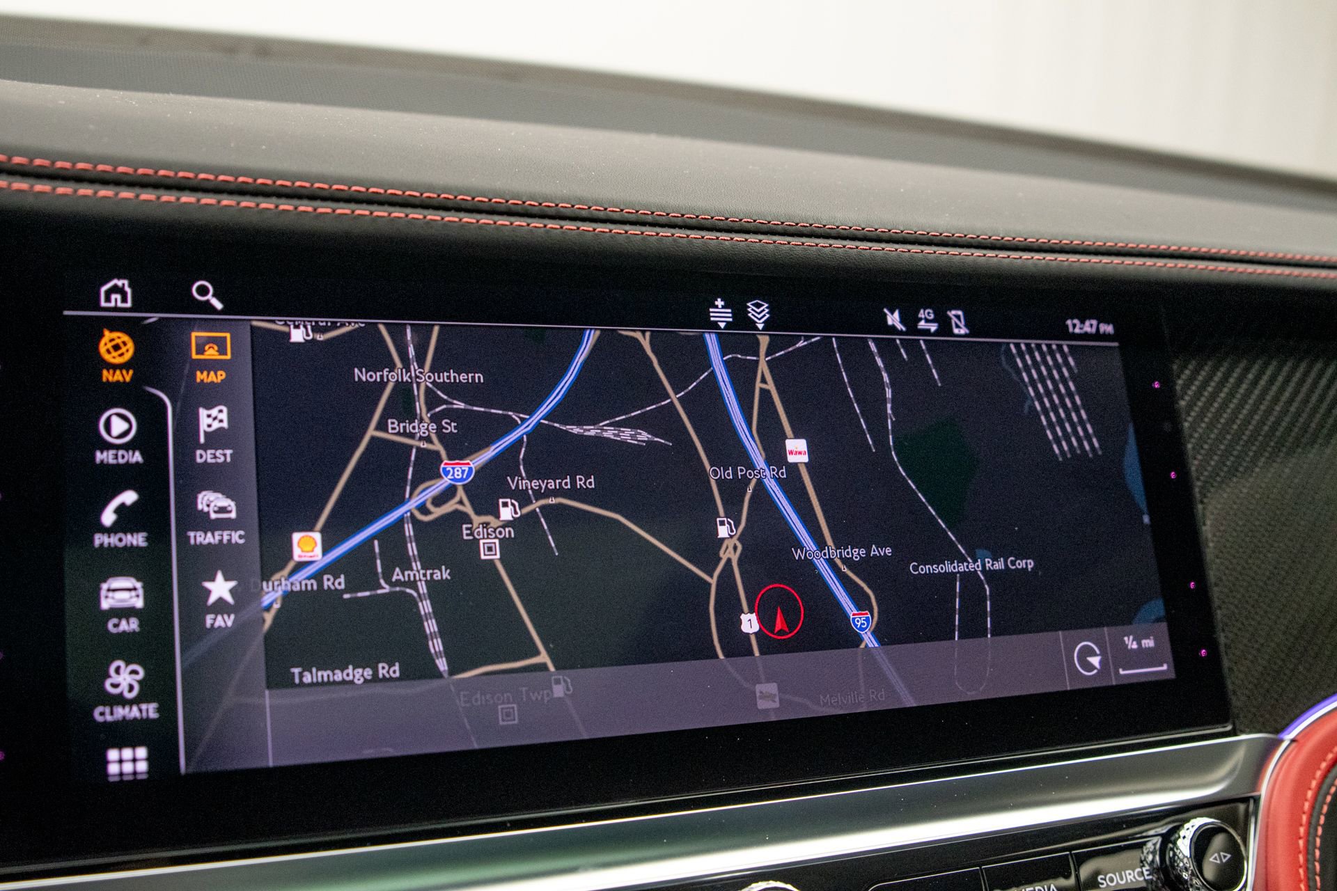 Used 2023 Bentley Flying Spur W12 image 17