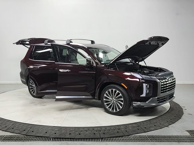 Used 2025 Hyundai Palisade Calligraphy FWD image 9