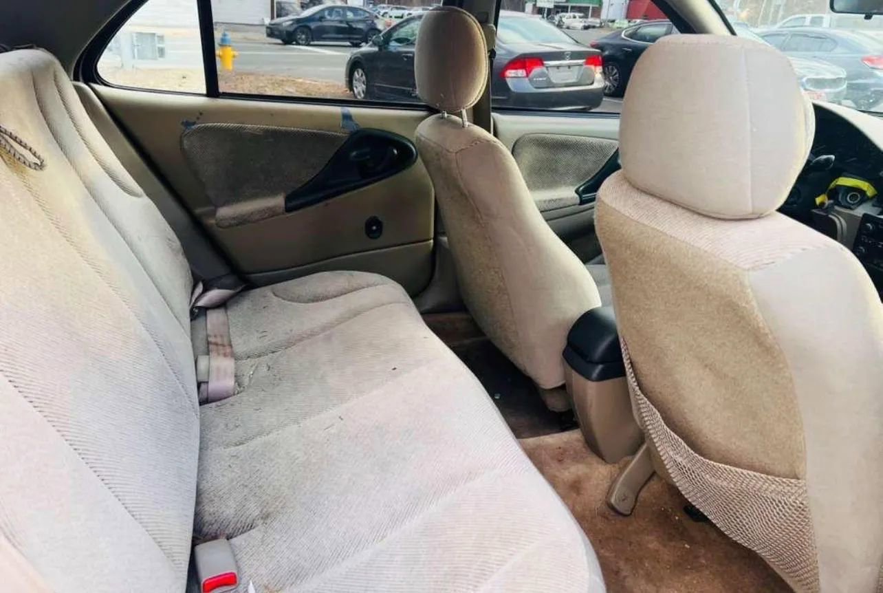 Used 2001 Chevrolet Cavalier LS w/ Preferred Equipment Group 2 image 12