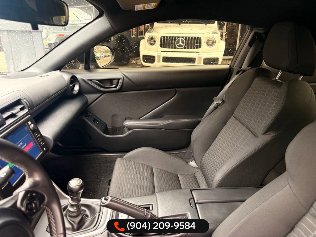 Used 2022 Toyota GR86 image 27