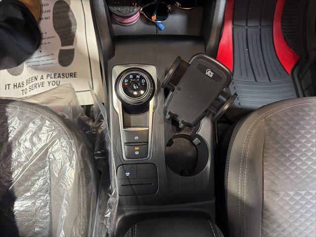 Used 2021 Ford Escape SE w/ SE Sport Appearance Package image 22