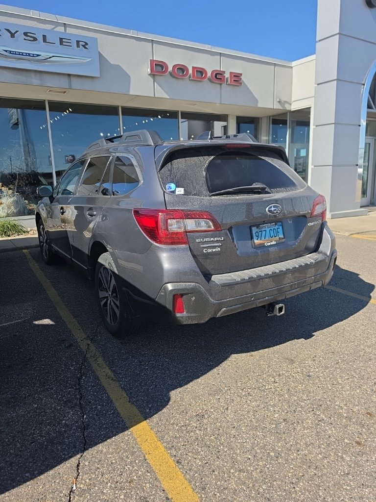 Used 2018 Subaru Outback 2.5i Limited AWD/4WD image 4