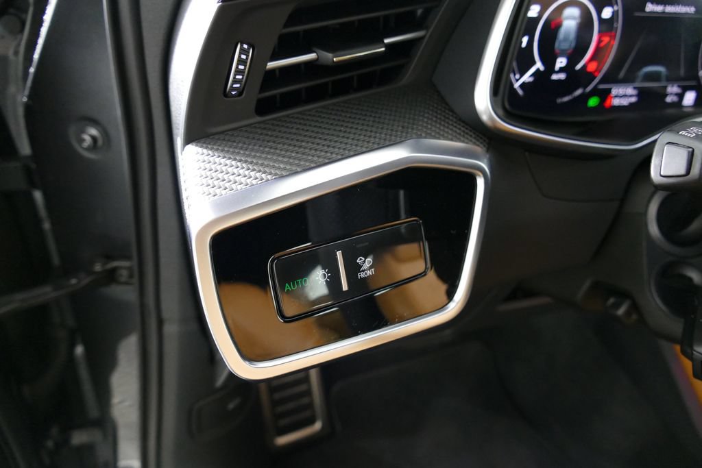 Used 2022 Audi RS 6 AWD/4WD image 26