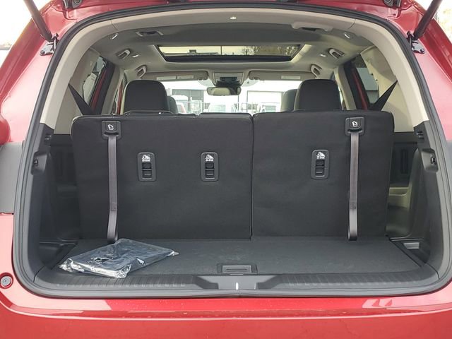 New 2025 Honda Pilot Touring image 8