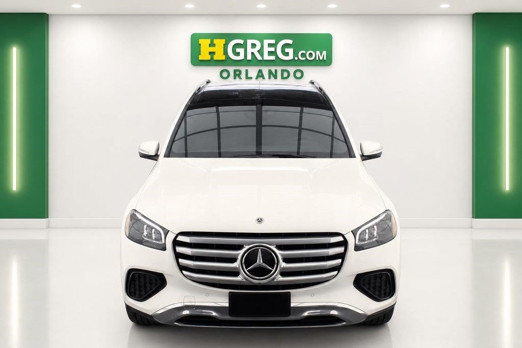 Used 2025 Mercedes-Benz GLS 450 4MATIC image 7