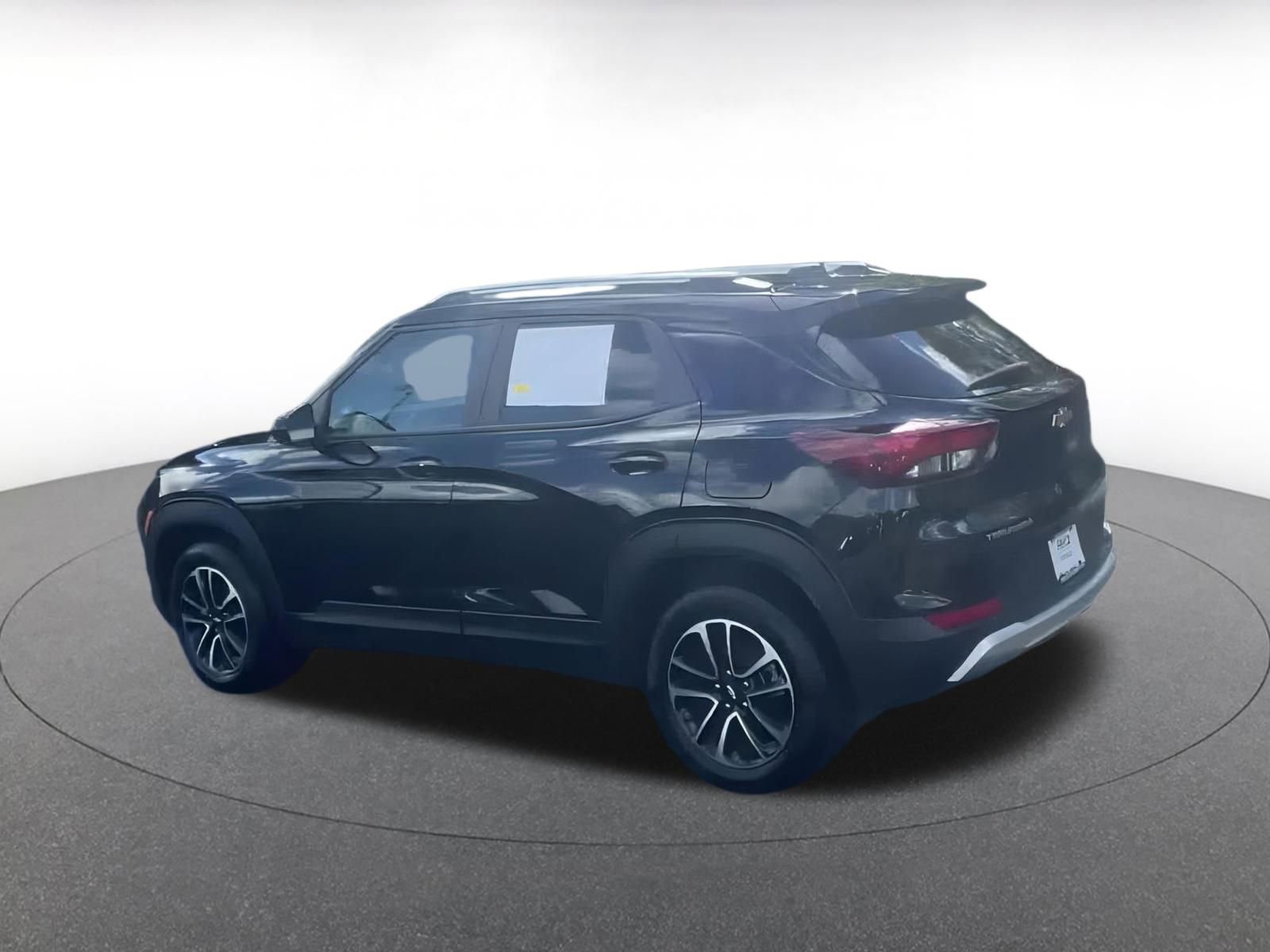 Used 2025 Chevrolet TrailBlazer LT image 10