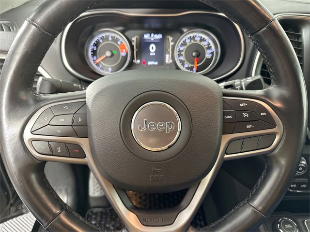 Used 2020 Jeep Cherokee Latitude Plus w/ Cold Weather Group image 20