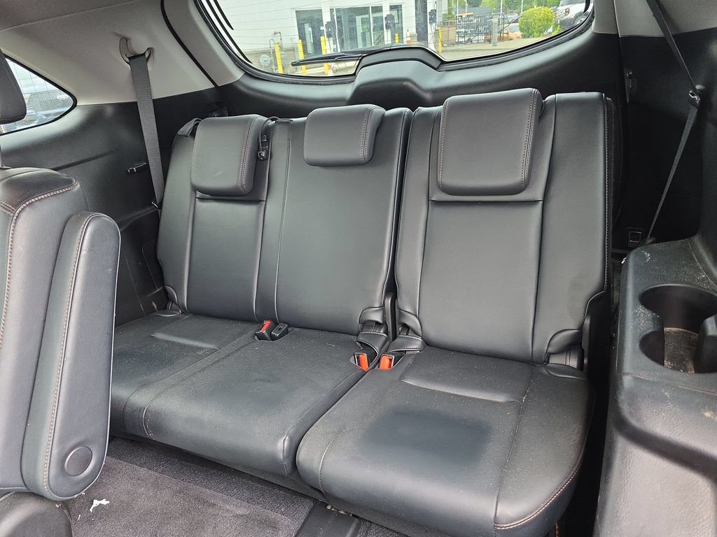 Used 2014 Toyota Highlander XLE AWD/4WD image 29
