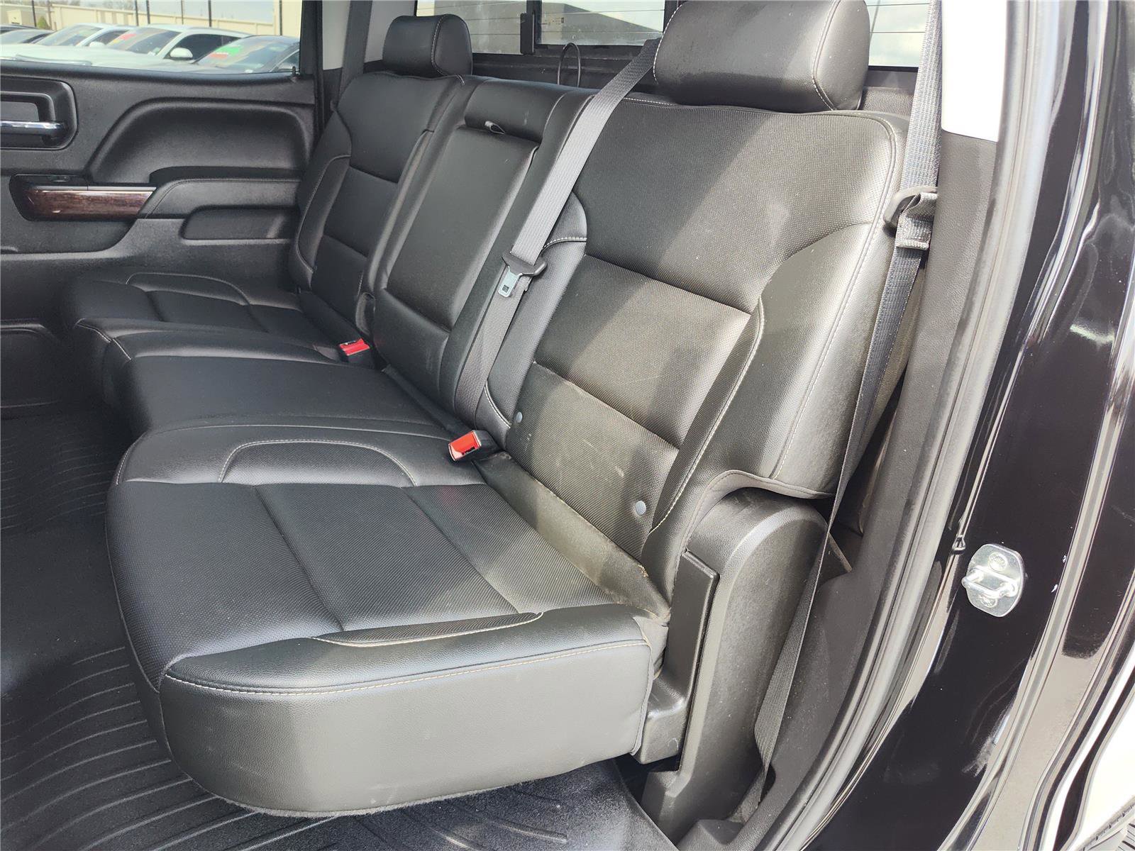 Used 2018 GMC Sierra 1500 SLT image 25