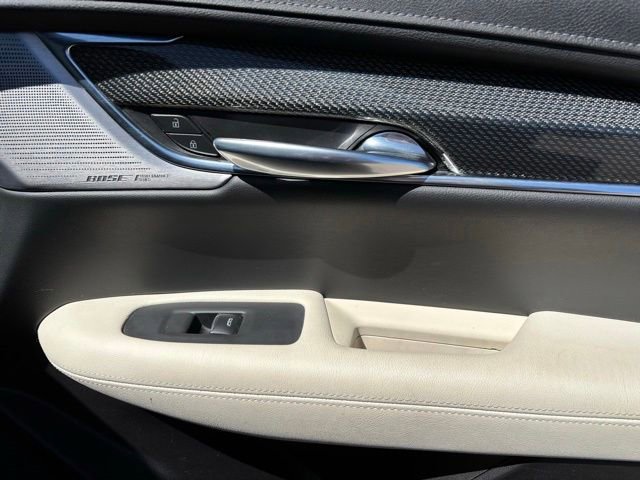 Used 2021 Cadillac XT5 Sportv w/ LPO, Floor Liner Package AWD/4WD image 23