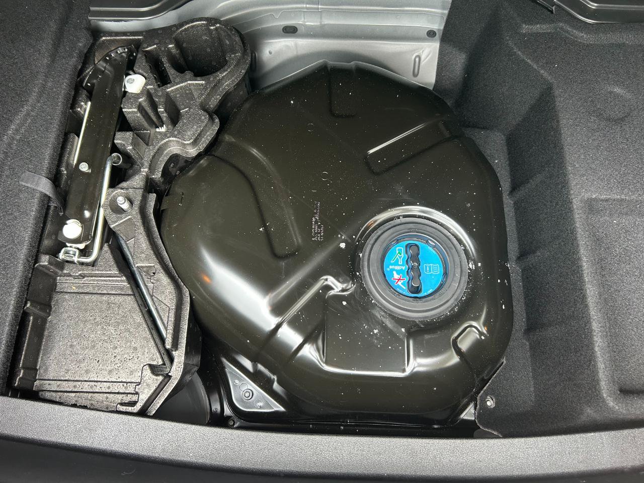 Used 2013 Mercedes-Benz E 350 BlueTEC Sedan image 44