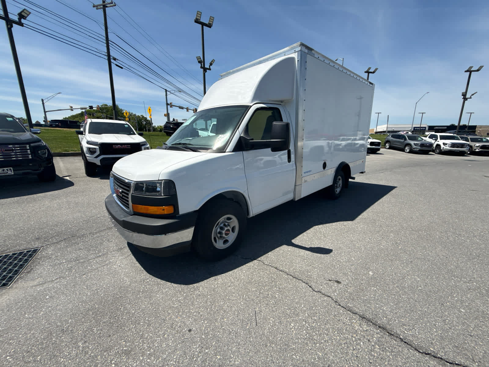 New 2025 GMC Savana 3500 w/ Power Convenience Package RWD image 2