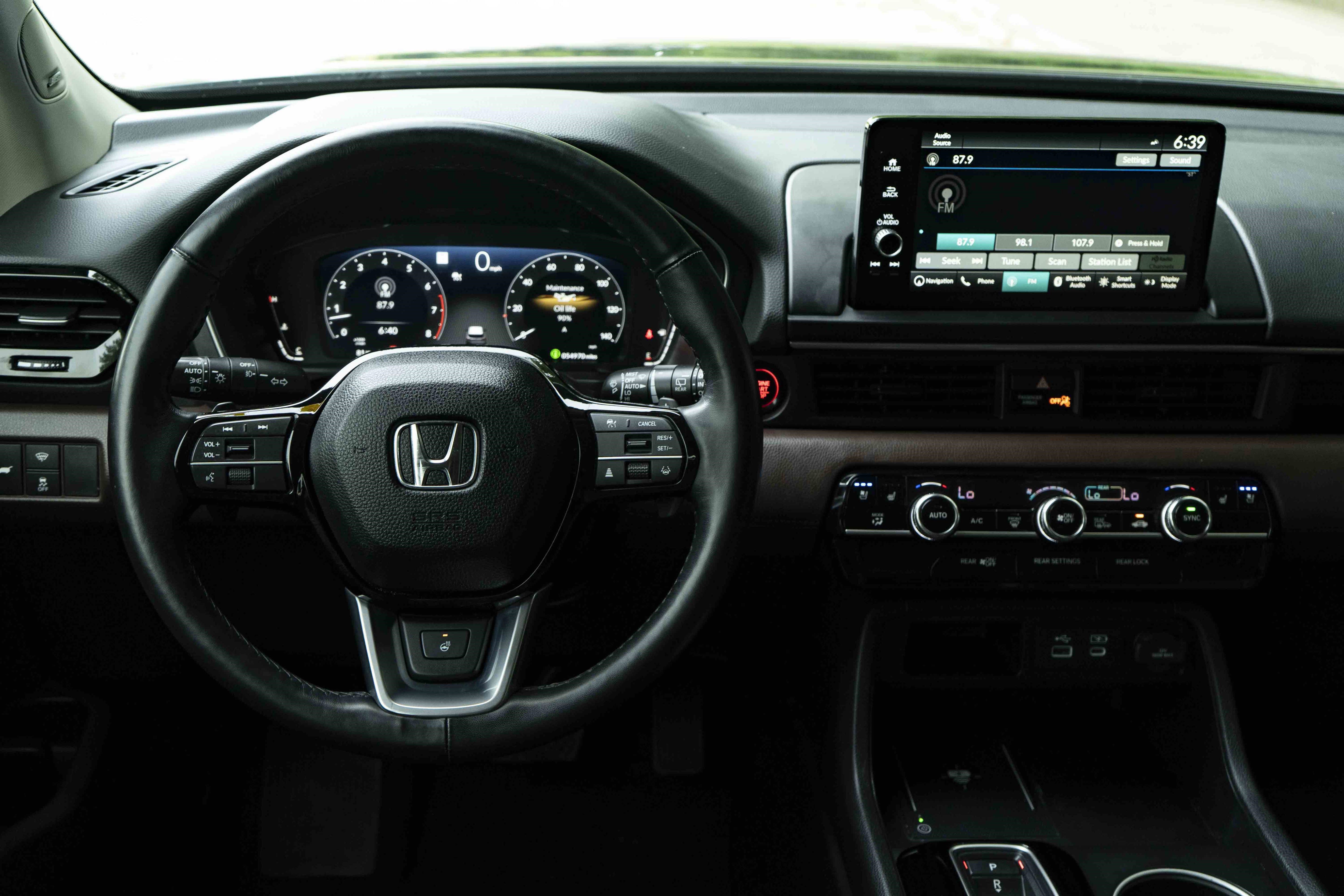 Used 2024 Honda Pilot Elite image 19