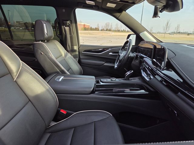 Used 2023 Cadillac Escalade ESV Sport w/ Touring Package AWD/4WD image 41