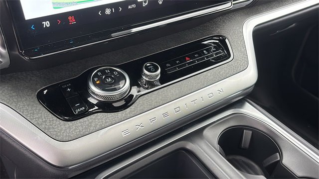 New 2026 Ford Expedition Tremor image 22