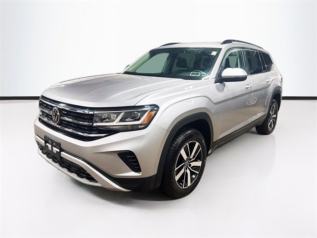 Used 2022 Volkswagen Atlas SE image 3