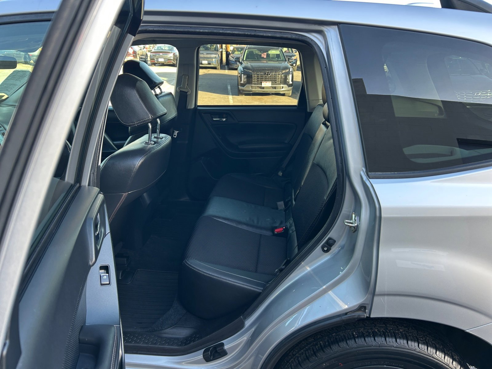 Used 2018 Subaru Forester 2.5i Premium image 20