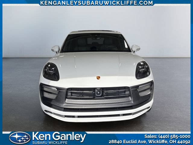 Used 2025 Porsche Macan GTS AWD/4WD image 8