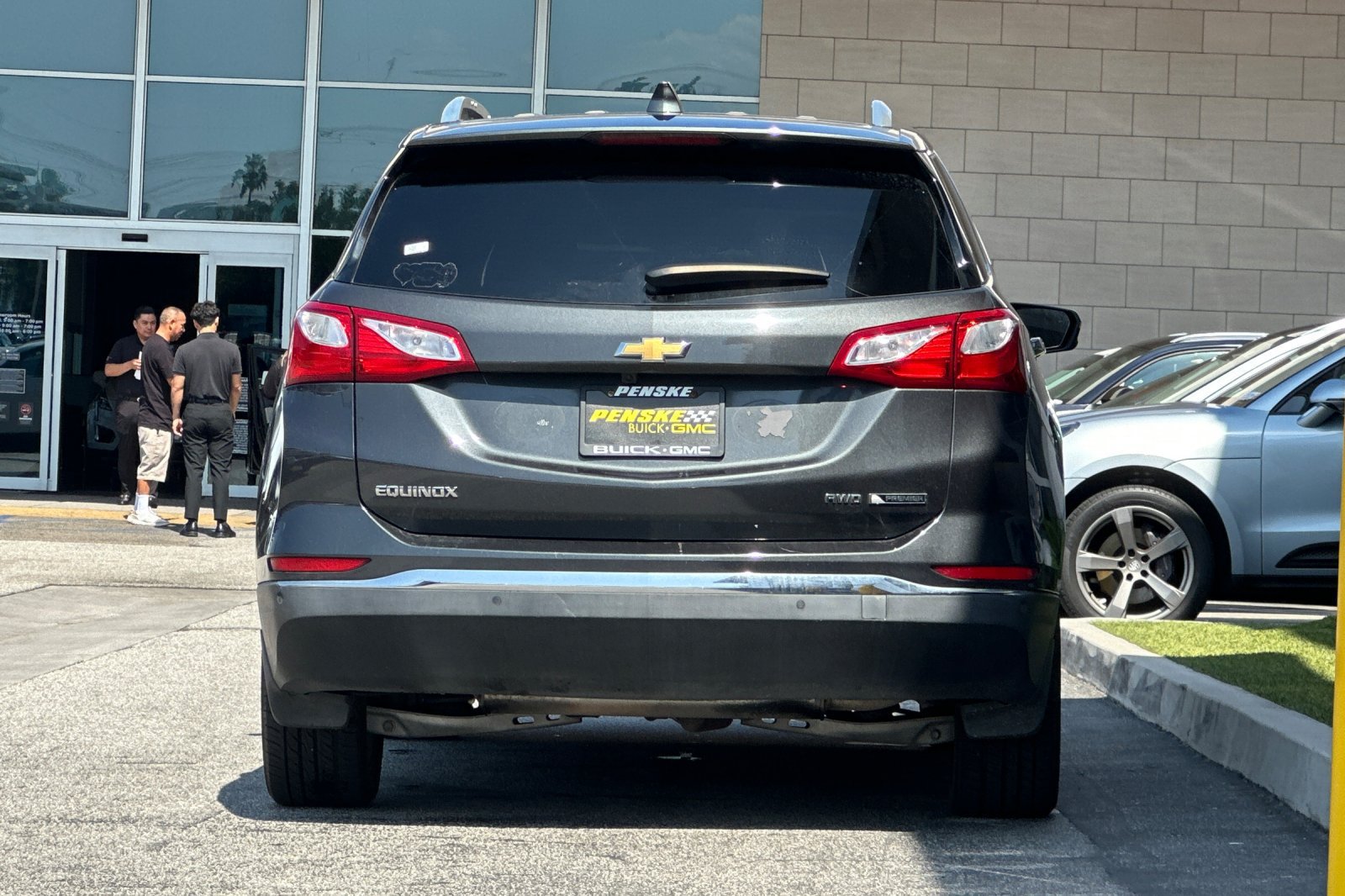Used 2018 Chevrolet Equinox Premier AWD/4WD image 5