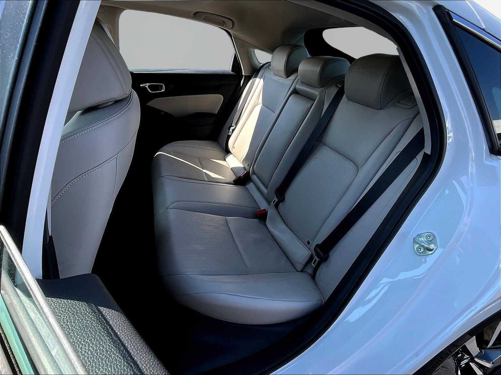 Used 2024 Honda Civic EX-L image 22
