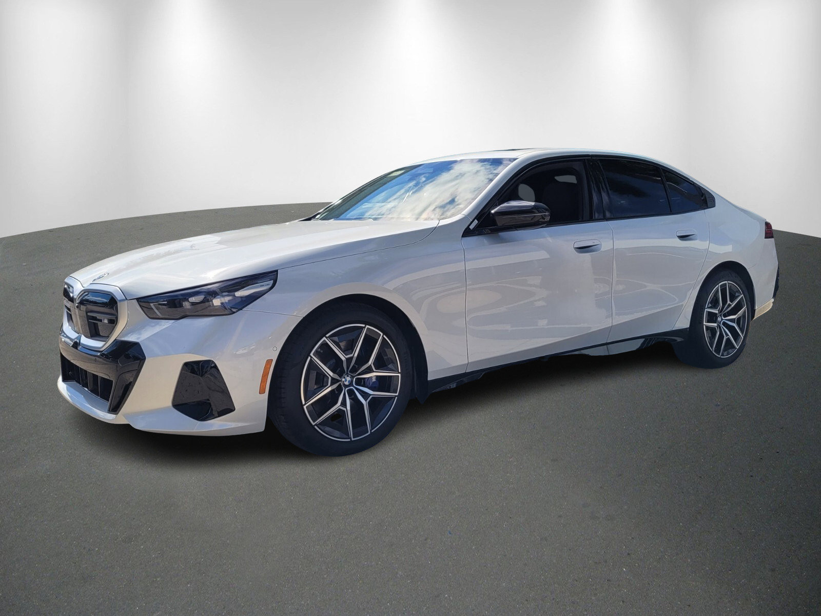 New 2025 BMW i5 M60 w/ Premium Package image 3