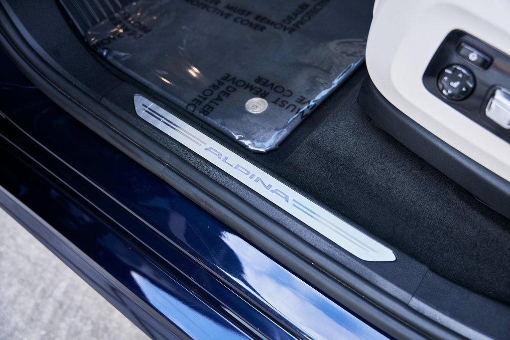 Used 2024 BMW ALPINA XB7 image 39
