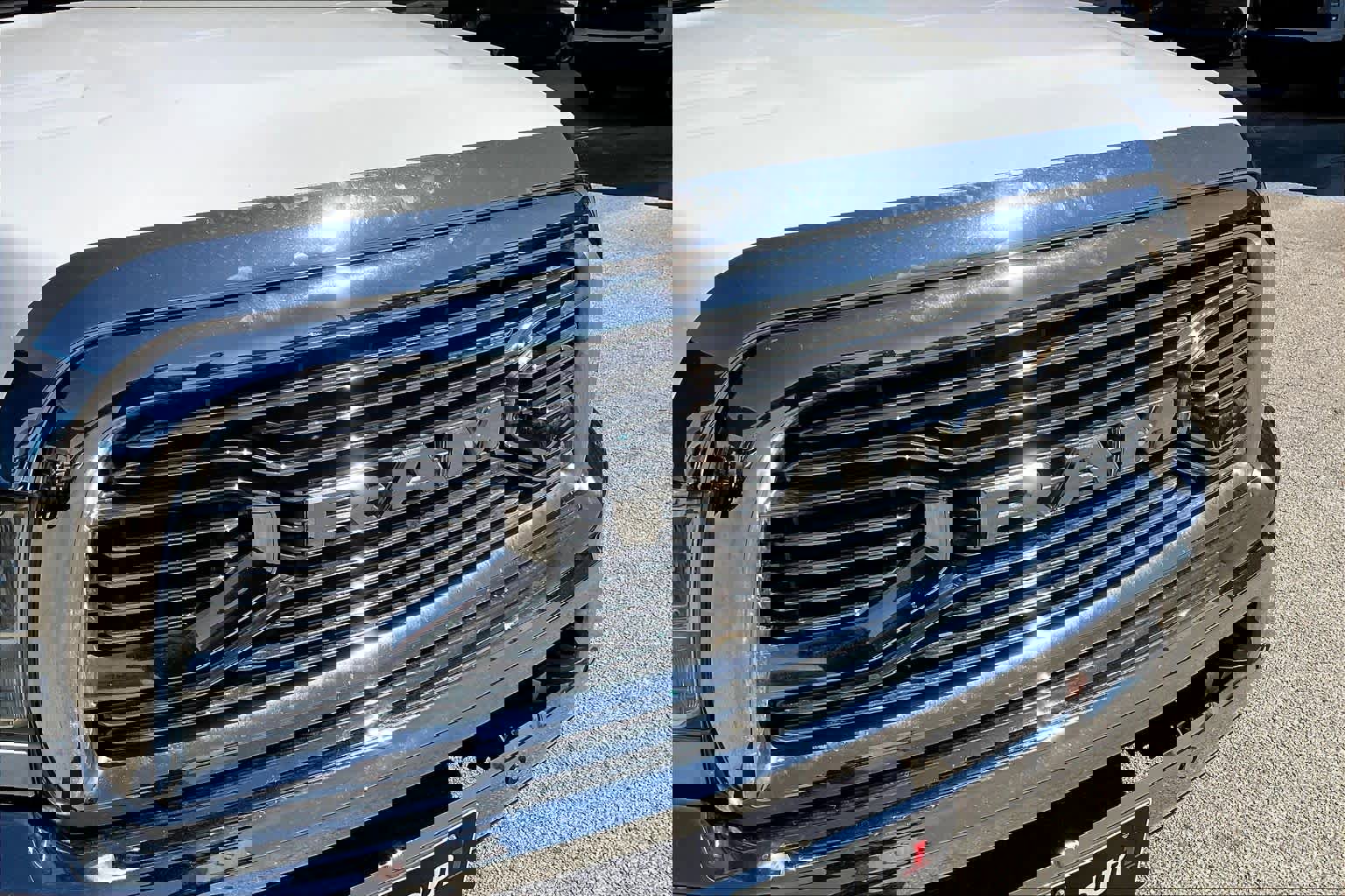 Used 2018 RAM 2500 Limited image 31