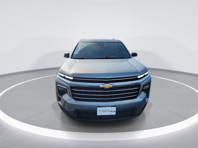 Used 2024 Chevrolet Traverse LT video 3