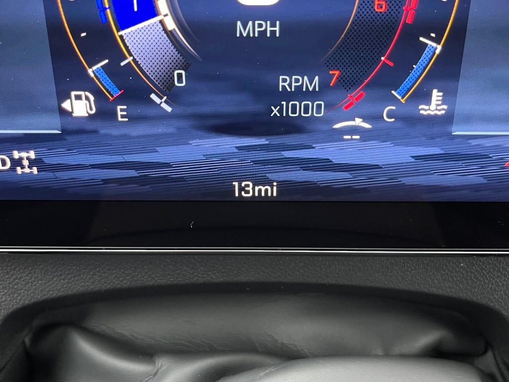New 2026 Chevrolet Traverse Z71 w/ Enhanced Driving Package AWD/4WD image 26