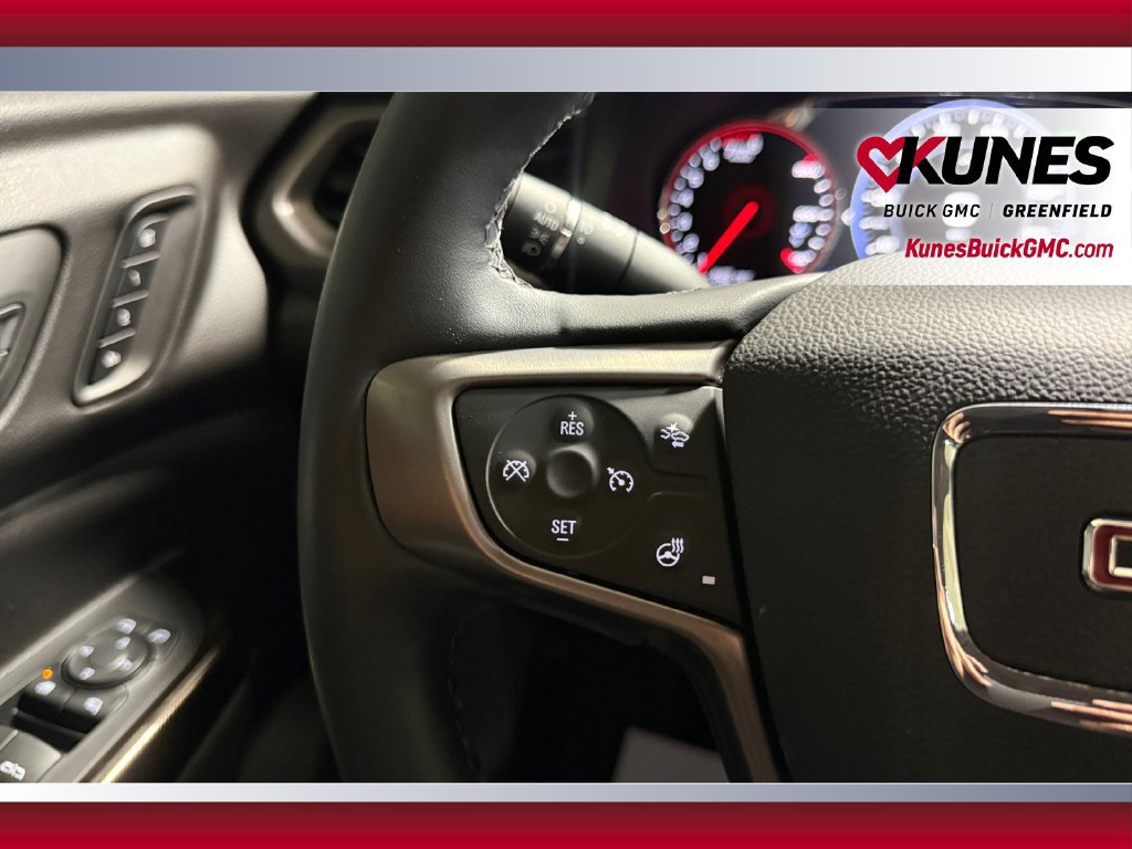 Used 2023 GMC Acadia AT4 w/ Technology Package AWD/4WD image 17
