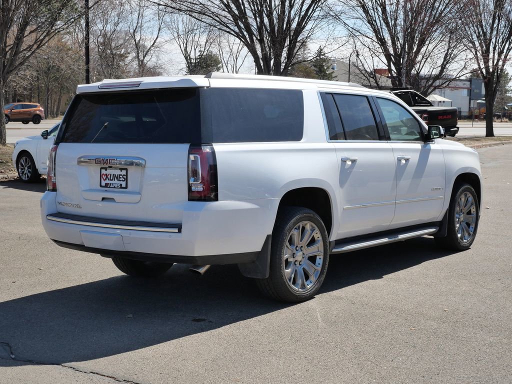 Used 2016 GMC Yukon XL Denali w/ Open Road Package AWD/4WD image 18